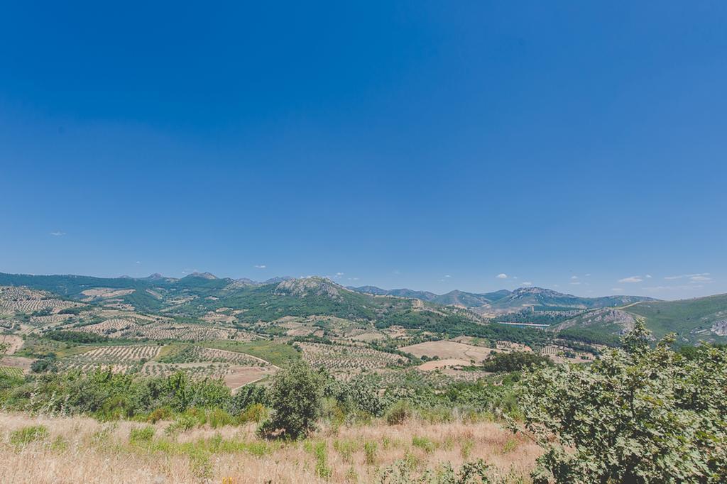 La Brizna Guest House Cañamero Екстериор снимка